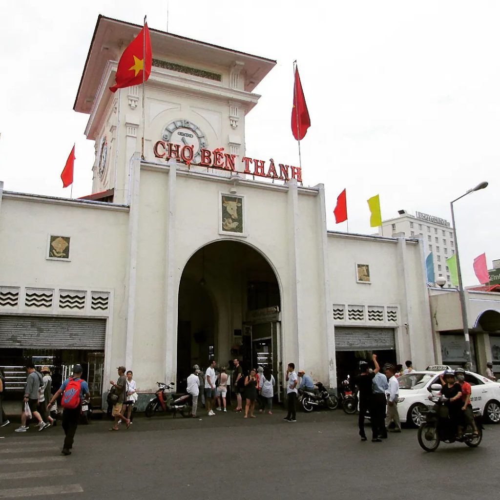 ベトナムの人気おすすめスポット「ベンタイン市場」